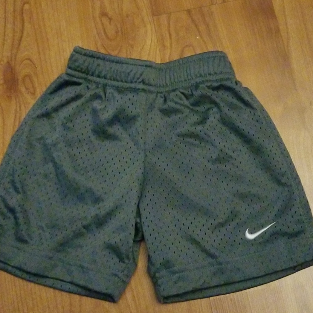 Grey Nike basketball shorts, 2 pairs
